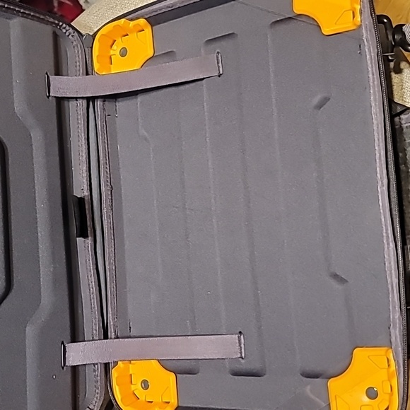 Higher ground laptop carrying case 15 x 11 - Picture 6 of 7